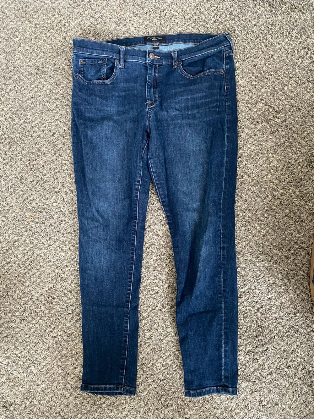 Banana Republic Women’s Dark Blue Skinny Jeans